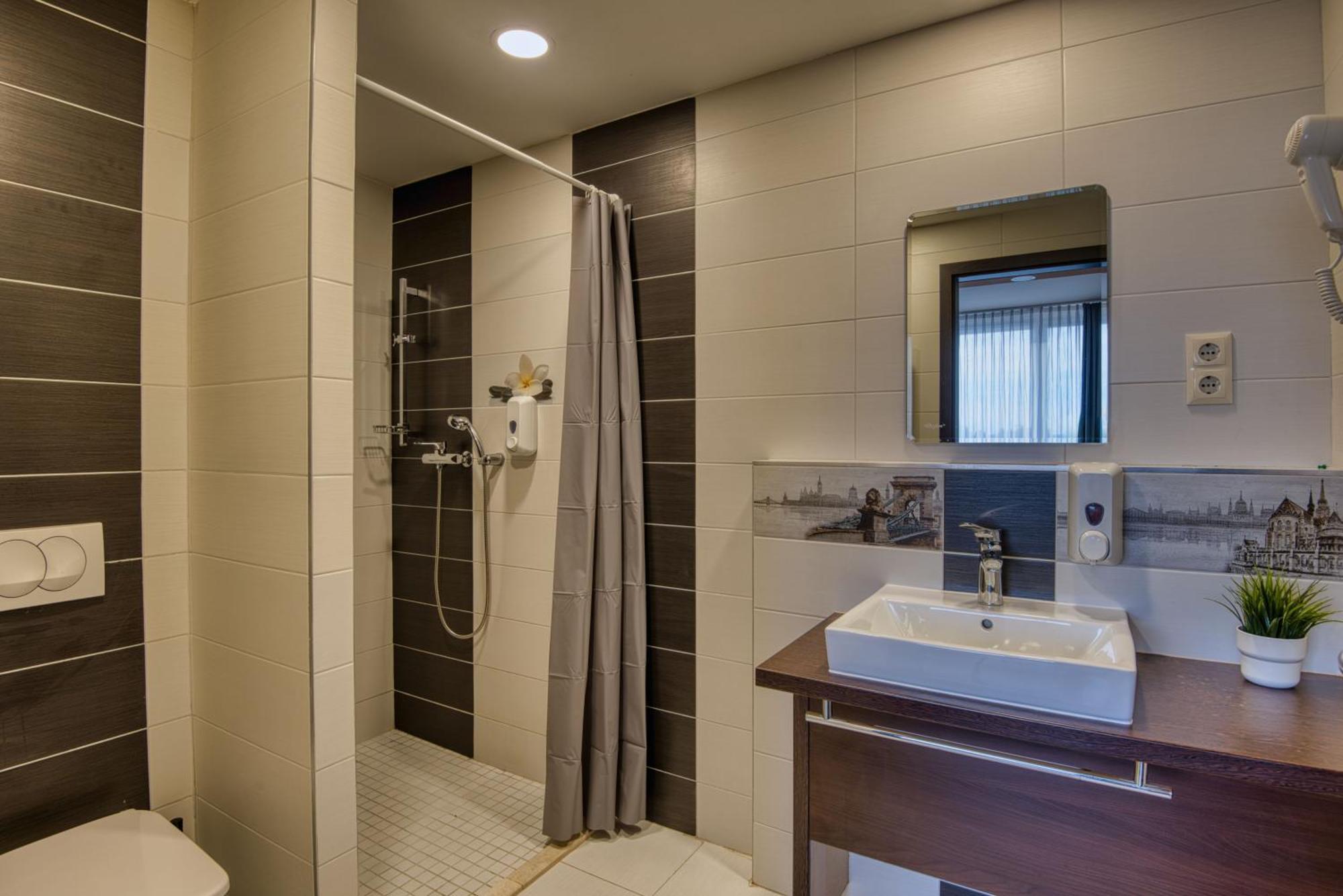 City Budget Hotel Budapest Extérieur photo