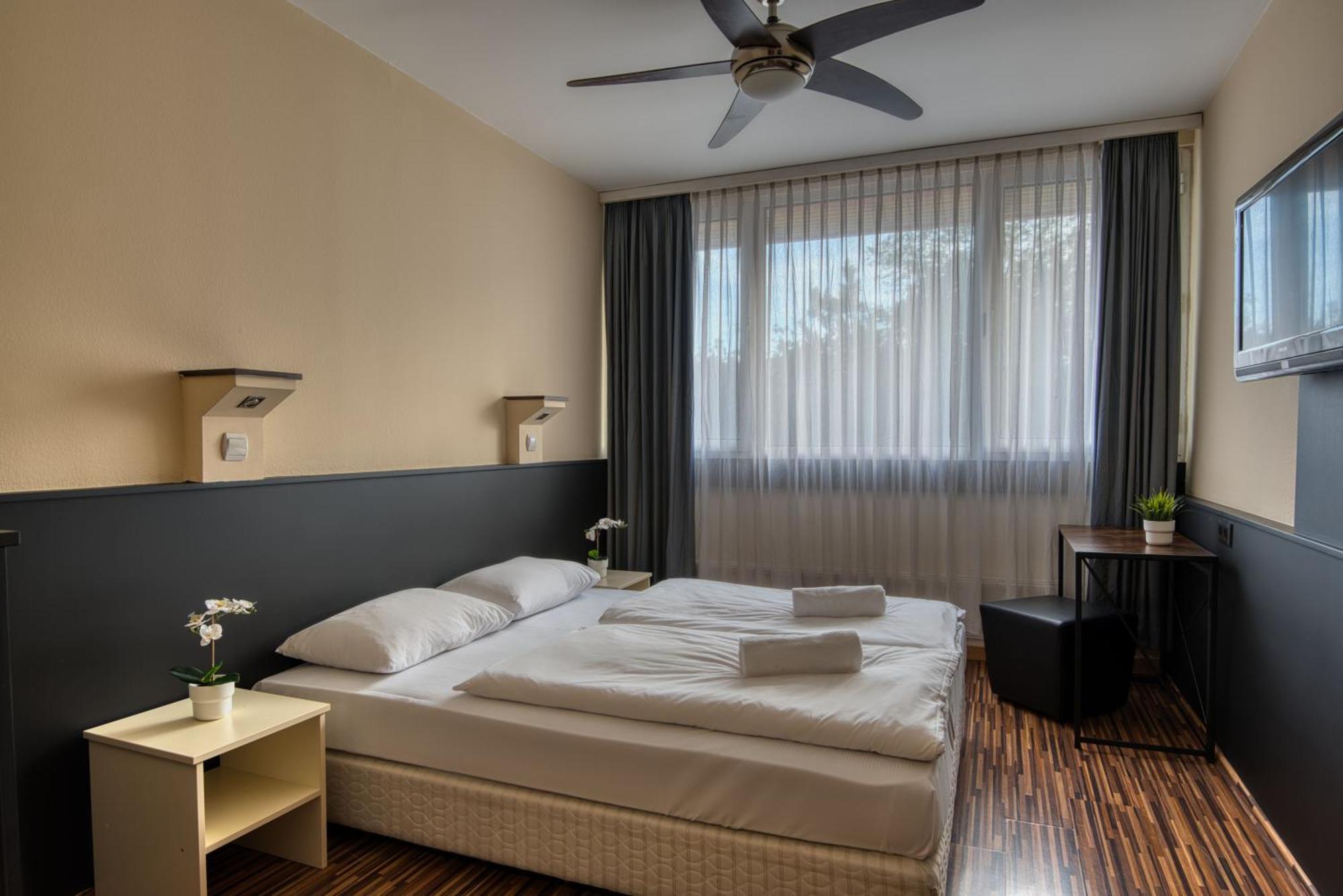 City Budget Hotel Budapest Extérieur photo